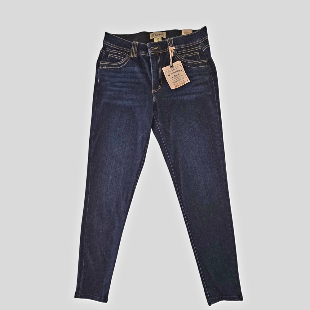 Democracy Medium Rise Booty Lift Jegging Jeans 12 Mold &‎ Hold Ab Technology IN